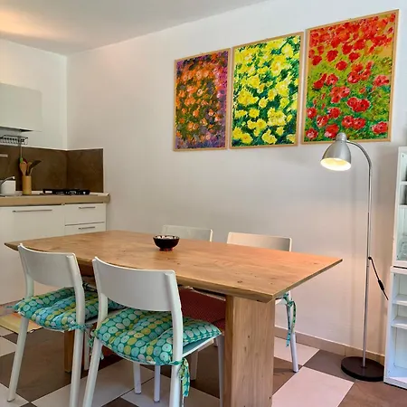 Apartment Magic Garden - Since 1911